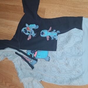 Lilo & stitch hoodie...lg junior s8ze